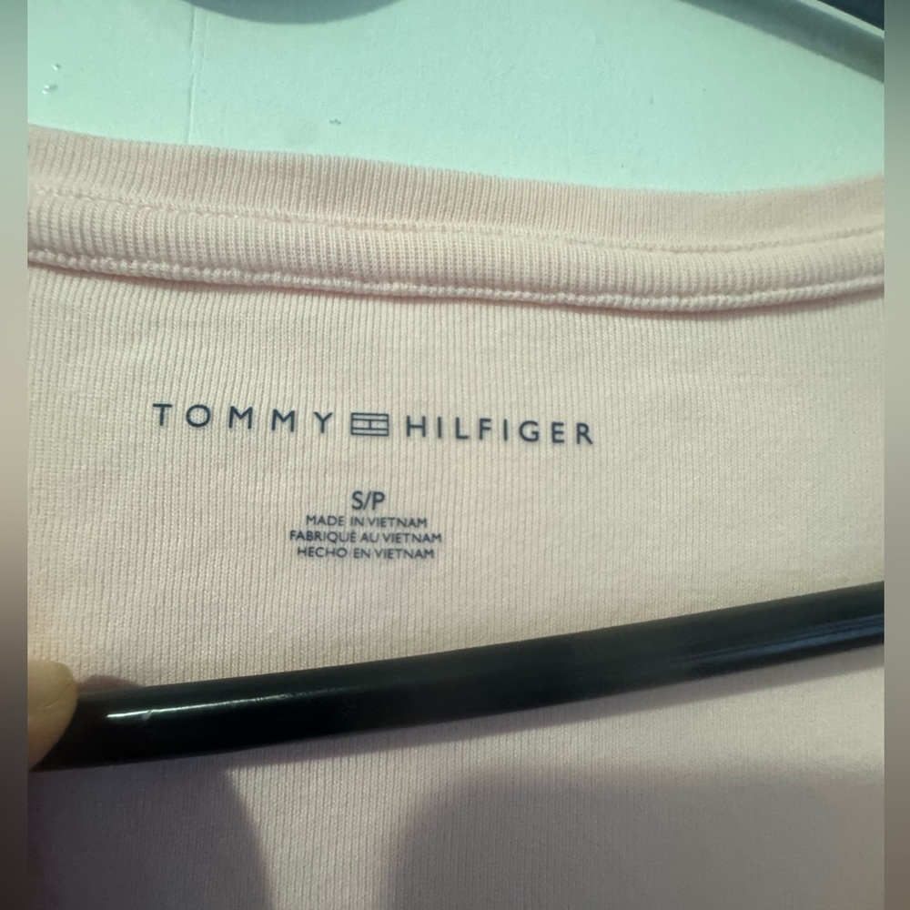 Tommy Hilfiger Tan Fitted Short Sleeve Tee - Picture 2 of 2